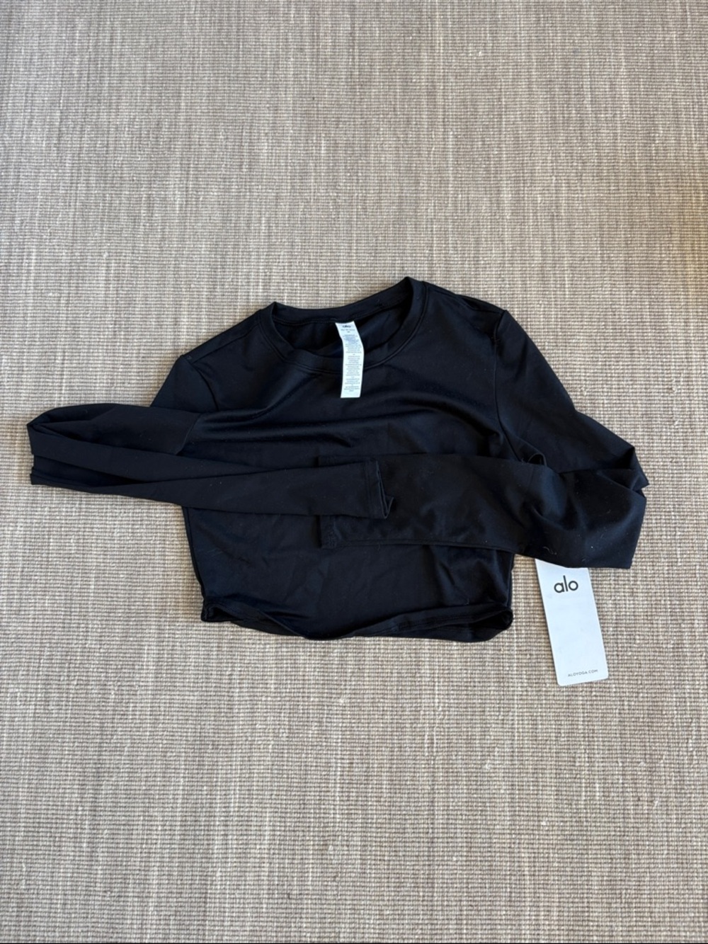 ALO Yoga Black Long Sleeve Crop Tee
